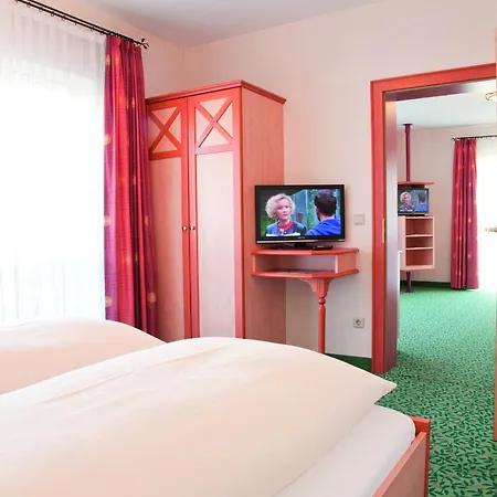 LandKomfort Hotel Elsenmann Willingen  Zimmer foto